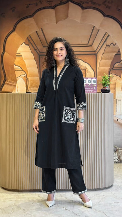 Perfect Outfit For Office And Regular Wear