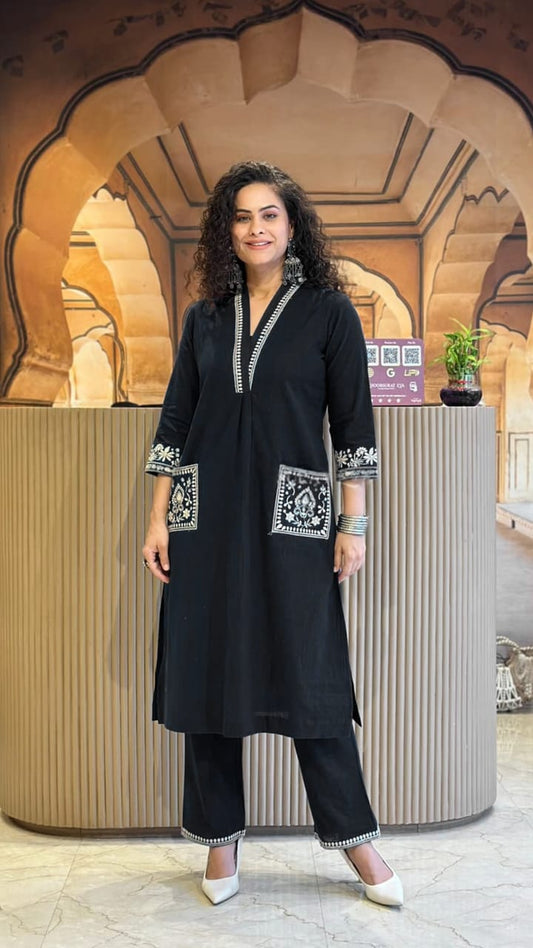 Perfect Outfit For Office And Regular Wear