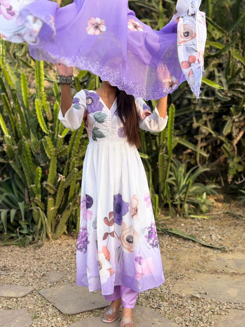 Trandy Beautiful Anarkali 3 Piece Set