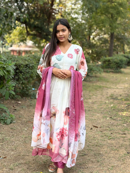 Trandy Beautiful Anarkali 3 Piece Set